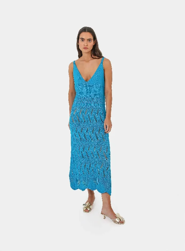 ISLA BLEU DRESS Crew Neckline Sporty