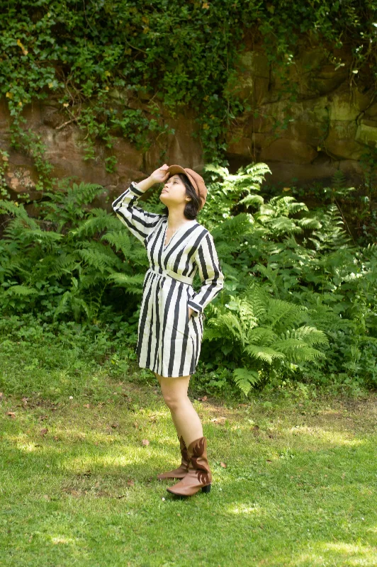 The Terra Tribe Black Stripes Hawai Shift Dress
