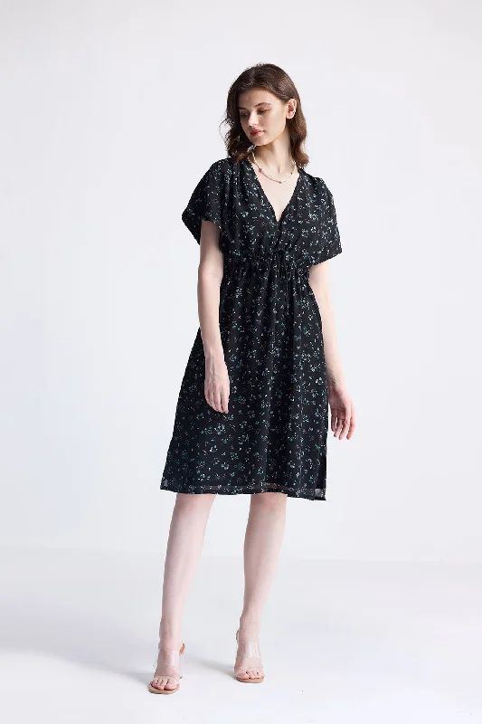 Reistor Gathered Knee-length Dress in Dark Blue Florals | NEW COLLECTION