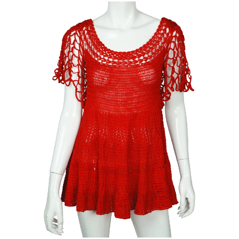 Vintage 1960s Red Crochet Top Hand Knit Pullover Size M Batwing Sleeve Top